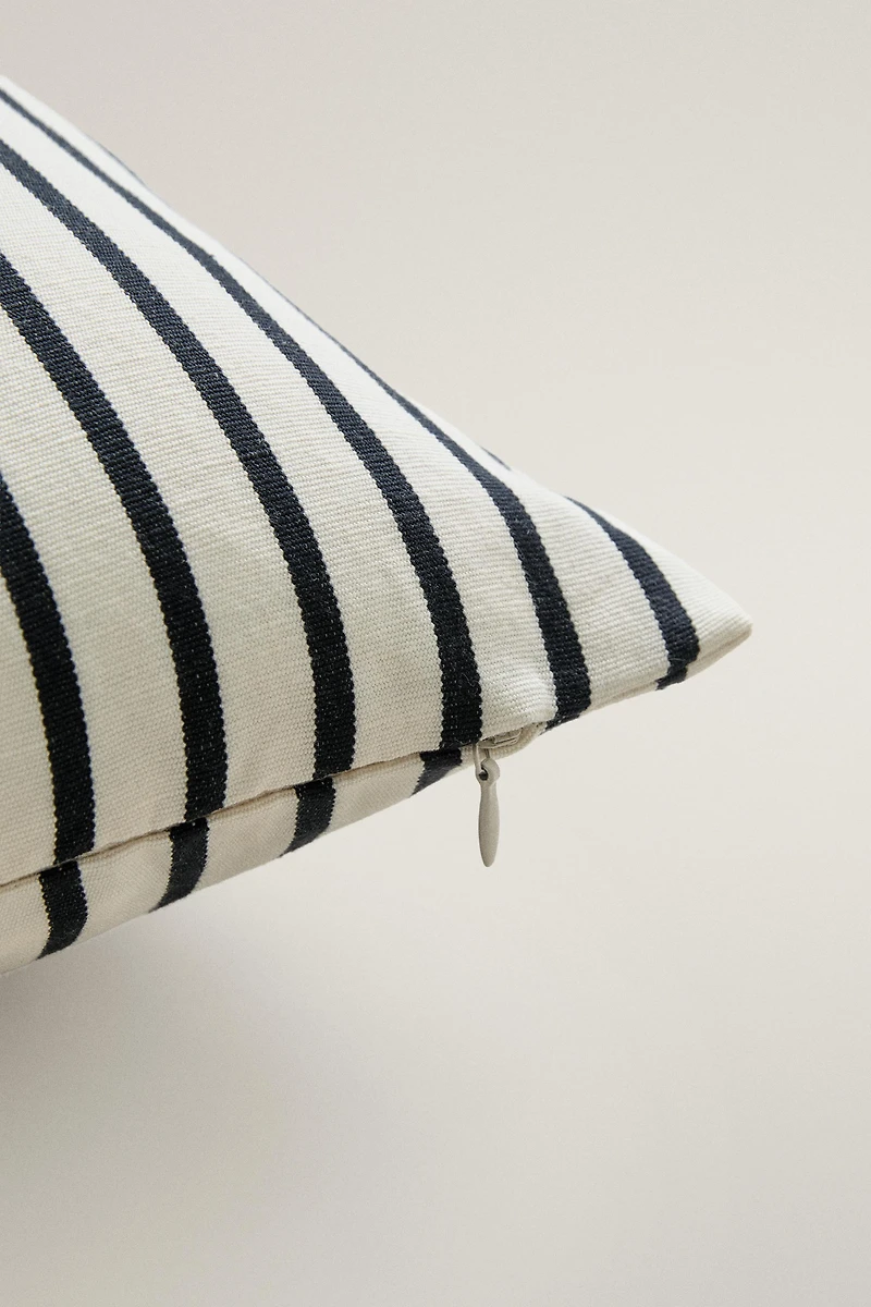 STRIPED THROW PILLOW COVER