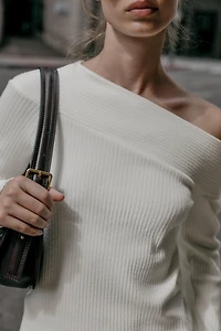 ASYMMETRIC SOFT RIBBED TOP