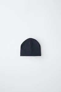REVERSIBLE RIBBED STRIPED HAT