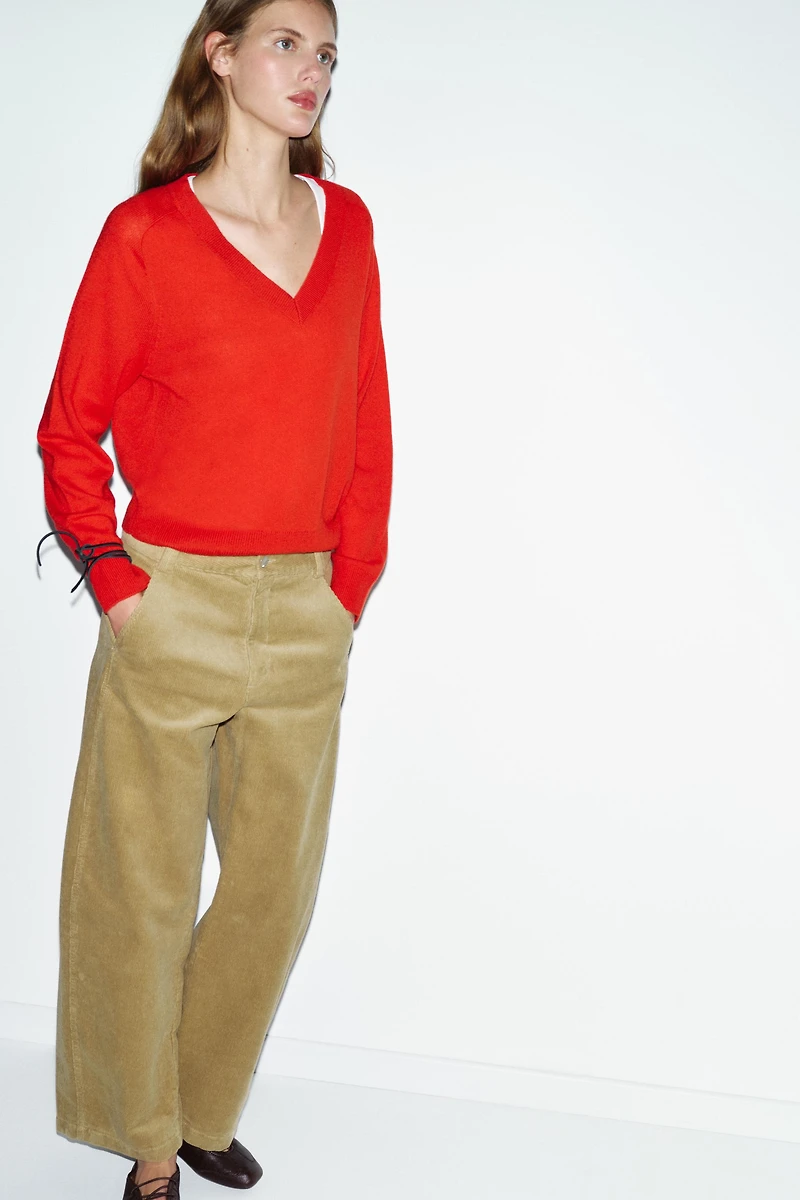 PULL EN LAINE À COL V