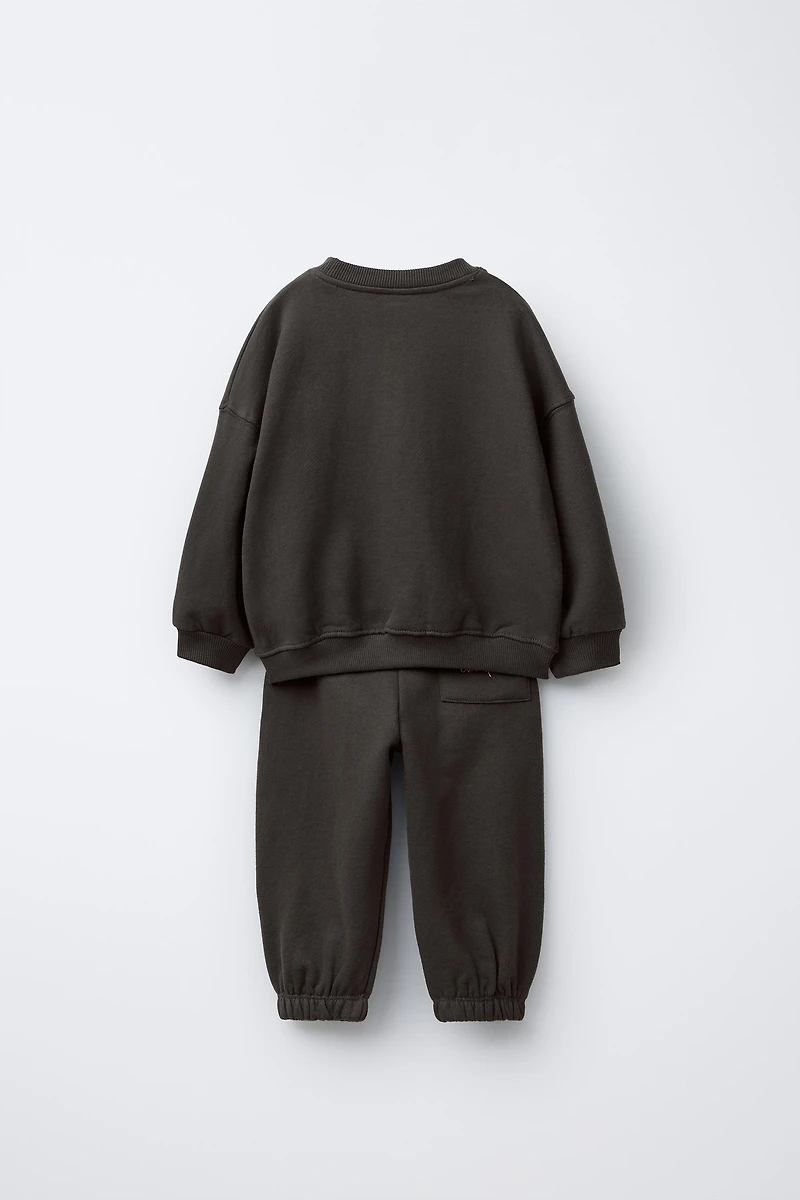 JOGGING SET SWEATSHIRT AND PANTS EMBROIDERED TEXT