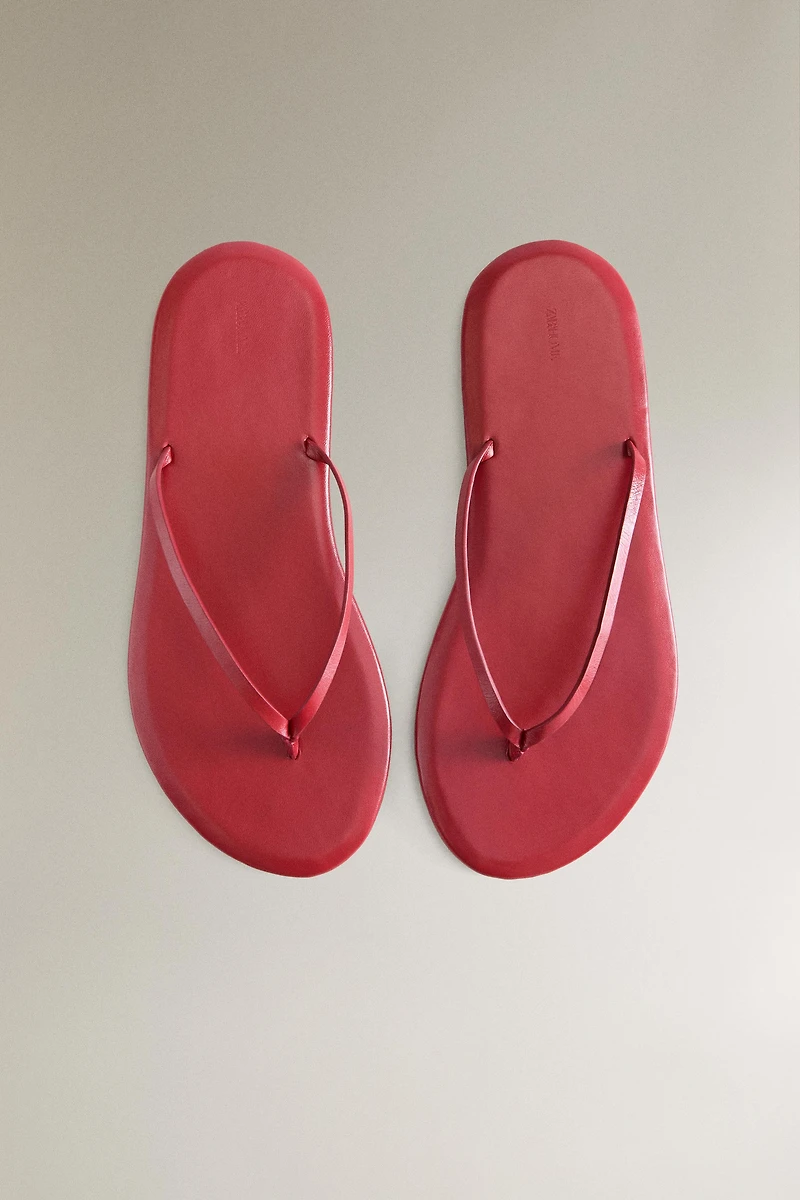 MINIMAL LEATHER SANDALS
