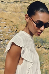 ROMANTIC INSERT TOP