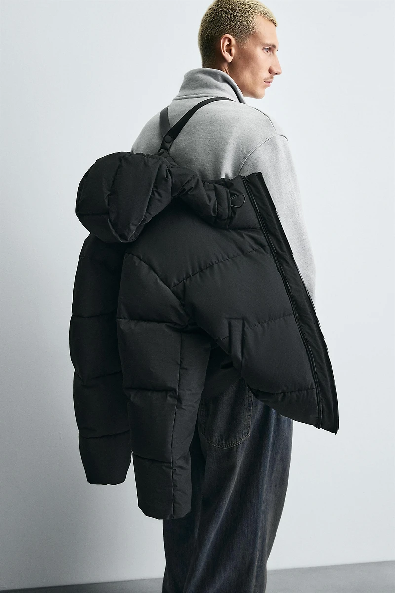 VESTE REMBOURRÉE À CAPUCHE