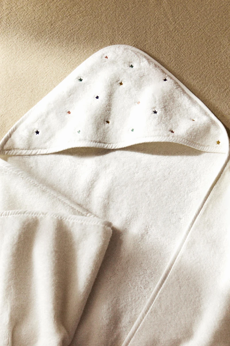 STARS HOODED BABY TOWEL