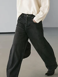 Mid-rise balloon fit jeans