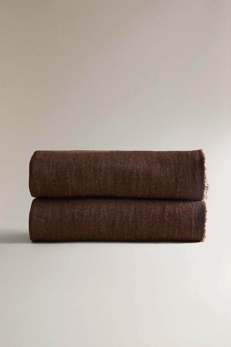 FRINGED LINEN BLANKET