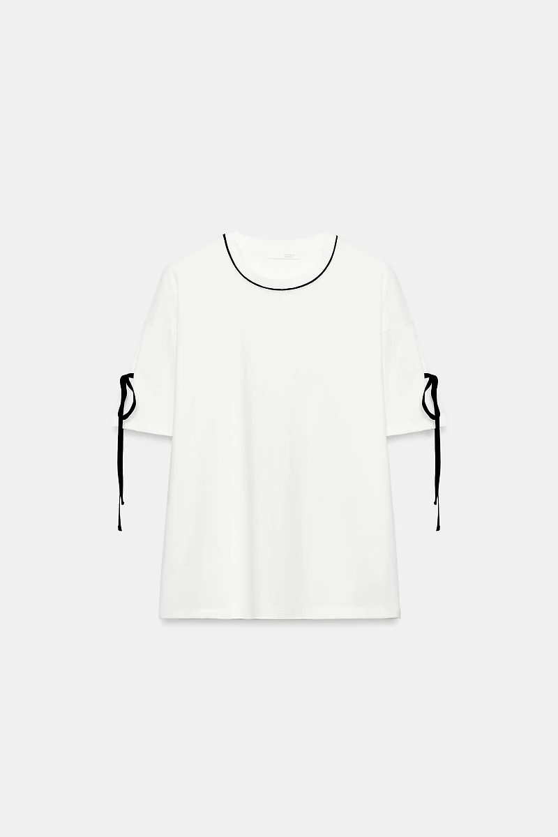 CONTRAST TRIM T-SHIRT