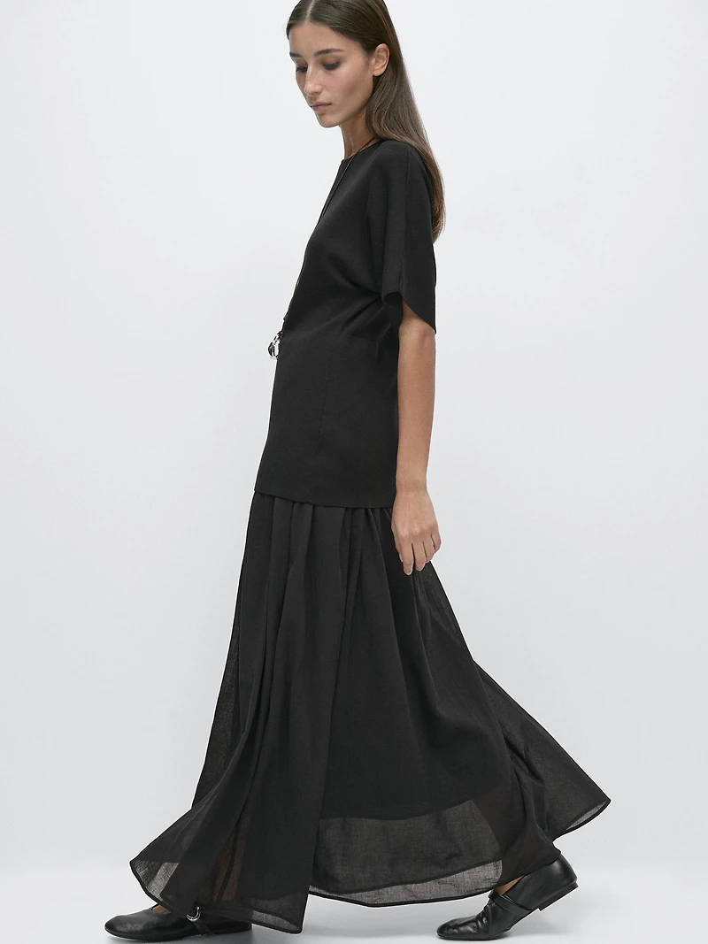 Long contrast short-sleeve dress