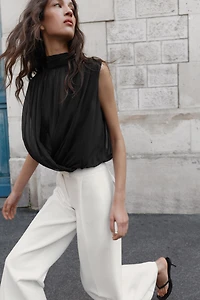 DRAPED BALLOON TOP
