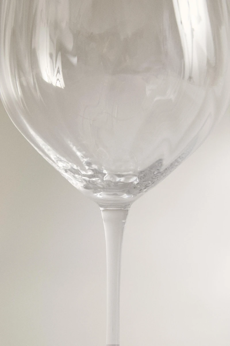 VERRE À VIN CRISTALLIN RELIEF