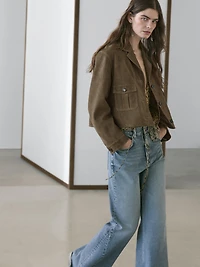Veste courte en cuir effet daim