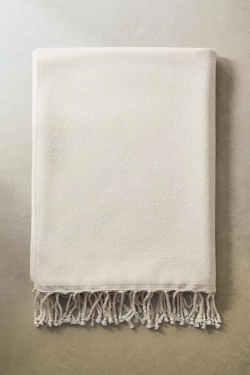 FRINGED COTTON BEACH TOWEL