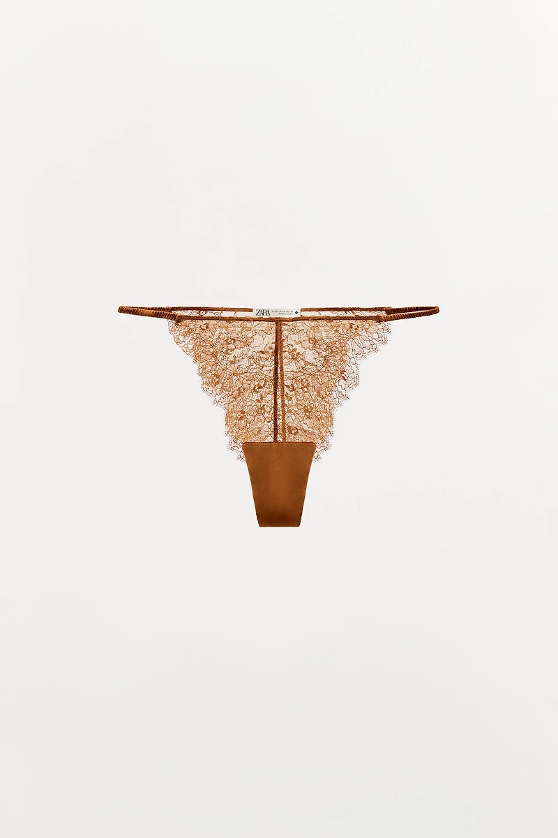 LACE PANTIES