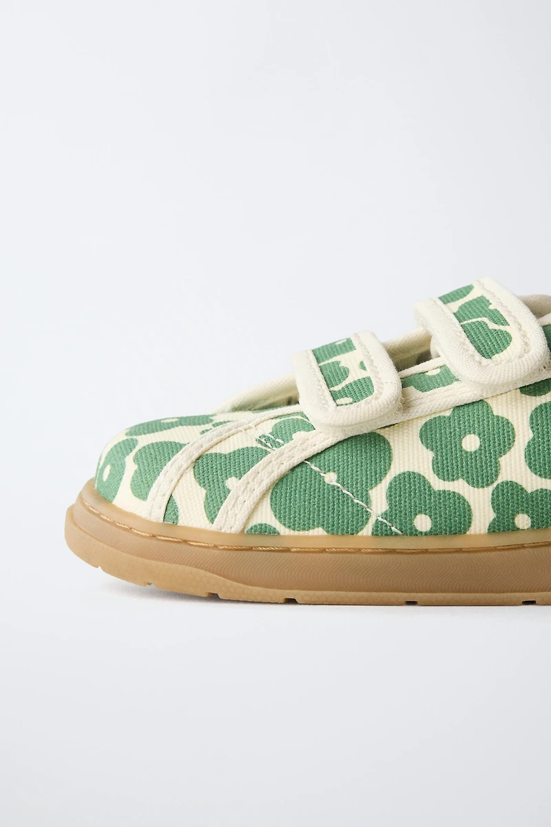 BAREFOOT SNEAKERS