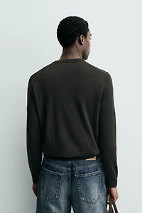 PULL COL EN V 100 % LAINE