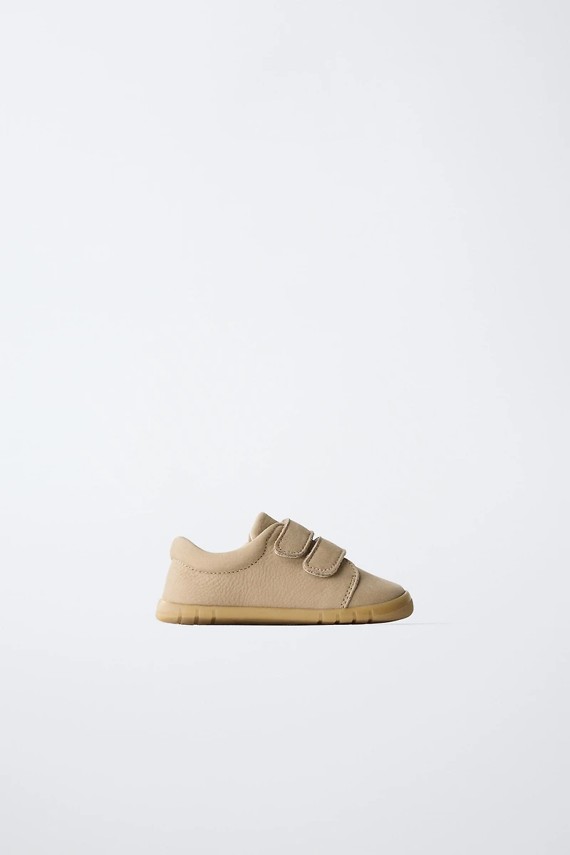 BAREFOOT LEATHER SNEAKERS