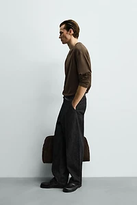 T-SHIRT AVEC FINITIONS DOUBLES EN CONTRASTE