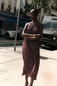 ROBE MI-LONGUE À POIS