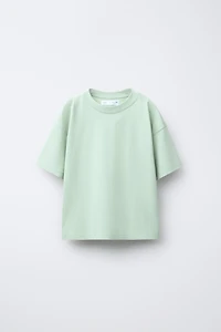 LOT DE DEUX T-SHIRTS À INSCRIPTION IMPRIMÉE