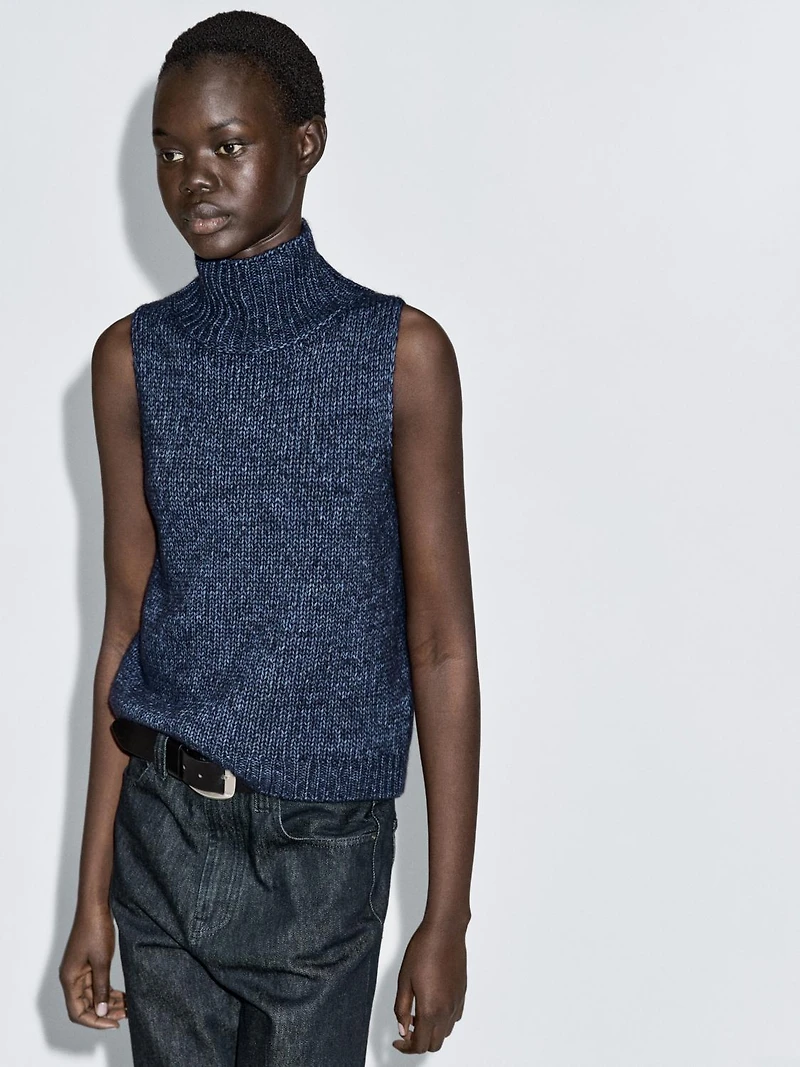 Turtleneck knit vest