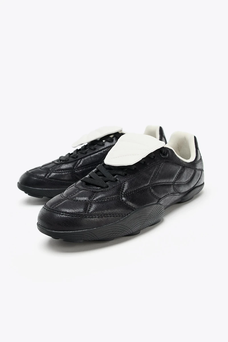 RUNNING SNEAKERS