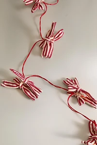CHRISTMAS LIGHT AND RIBBON GARLAND