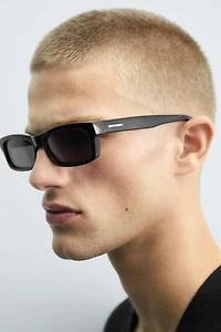 SQUARE SUNGLASSES