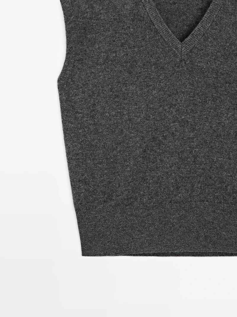 Veste sans manches en maille à col V