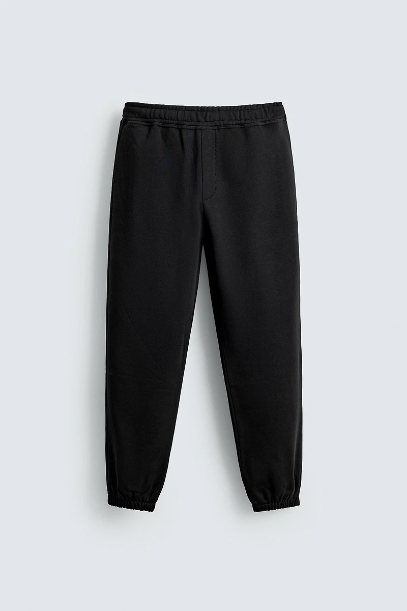 RELAXED FIT JOGGING PANTS
