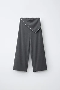 PANTALON LARGE EFFET PARÉO À BOUTONS
