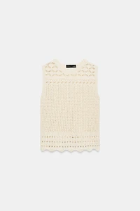 TOP EN MAILLE POINTELLE