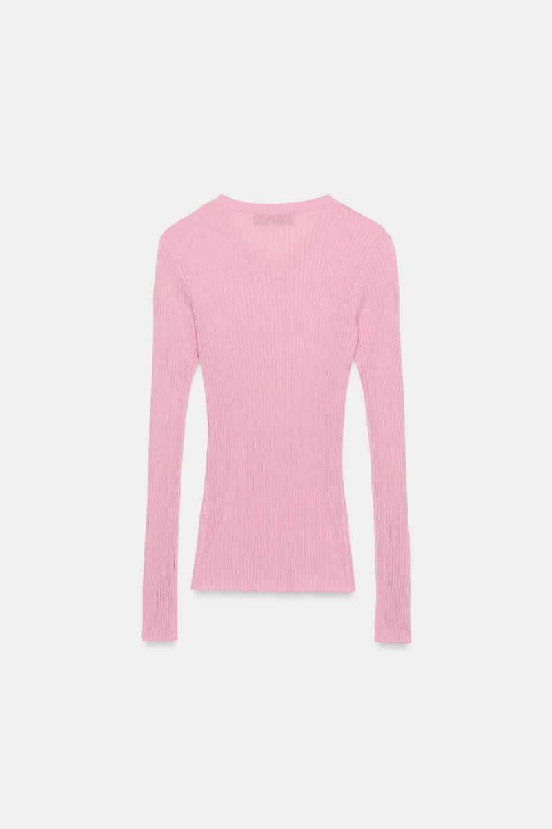 RIBBED KNIT SWEATER