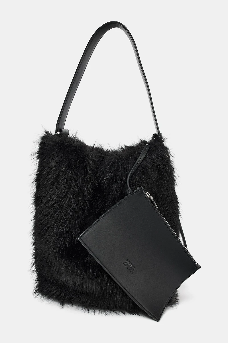 FAUX FUR BUCKET BAG