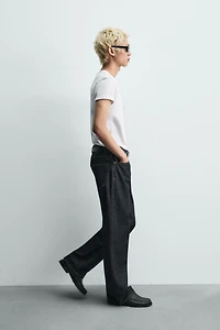 LOOSE FIT JEANS