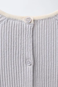 PULL LISERÉS CONTRASTANTS