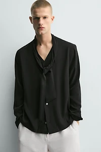 FLOWY TIE SHIRT