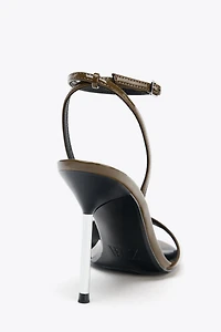 PATENT EFFECT HIGH HEELED SANDALS