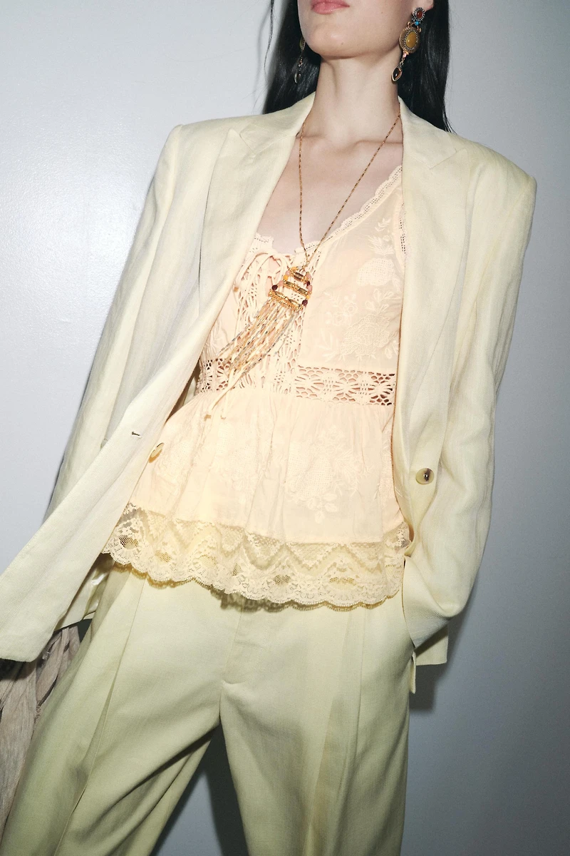 ZW COLLECTION EMBROIDERED ROMANTIC TOP