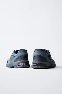 MULTI-PIECE ATHLETIC SNEAKERS