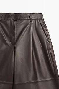 Bermuda long en cuir nappa