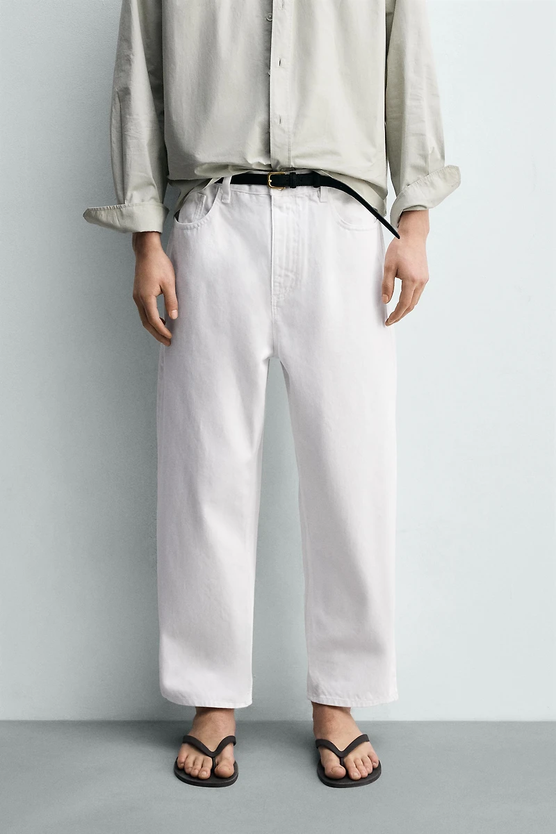 TAPERED WIDE FIT JEANS