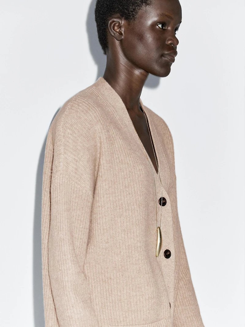 100% wool knit cardigan