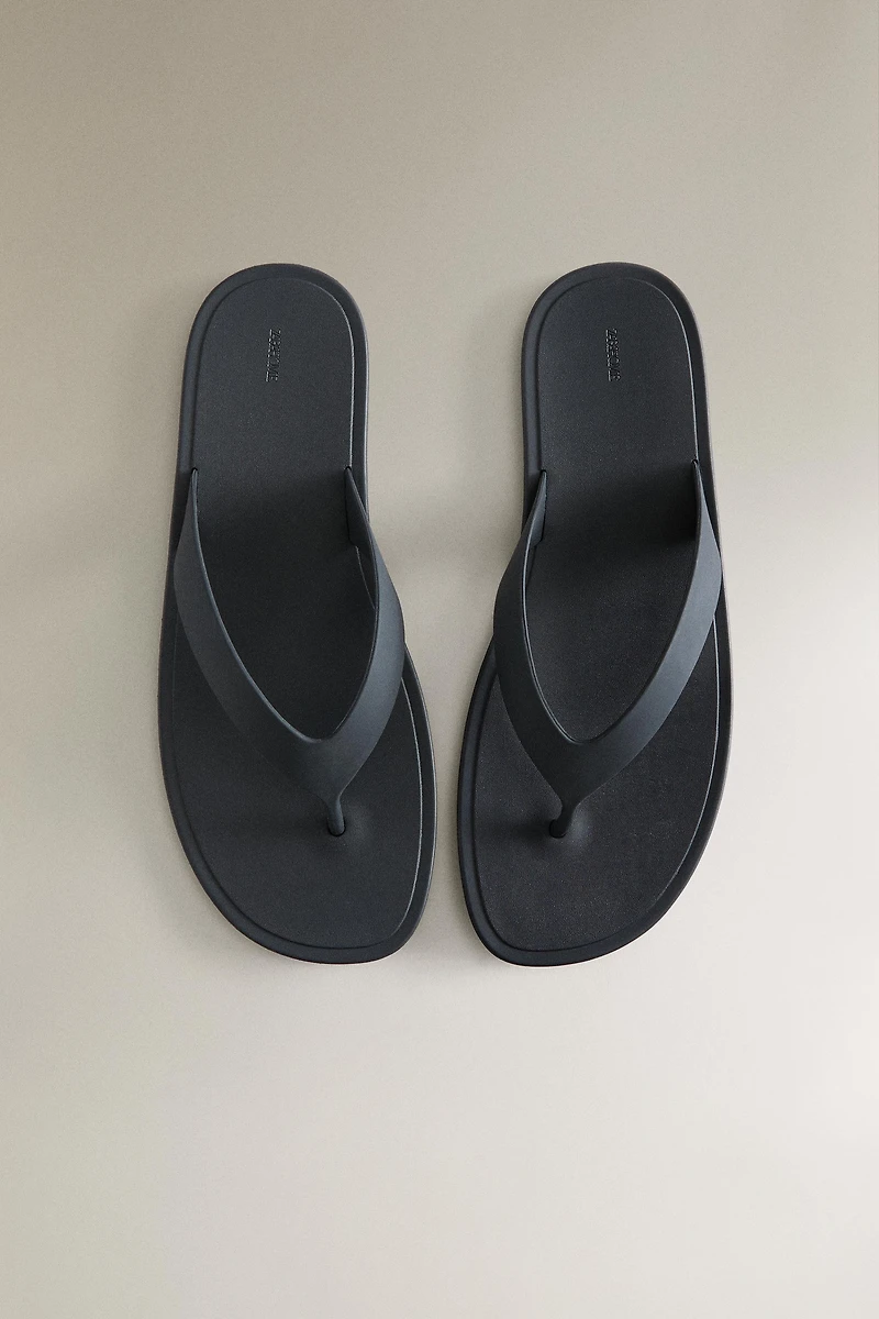 RUBBERISED POOL SANDALS