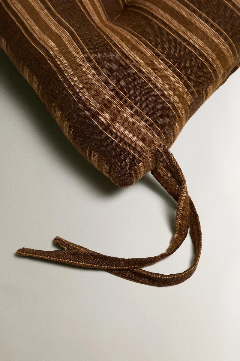 STRIPED SEAT CUSHION