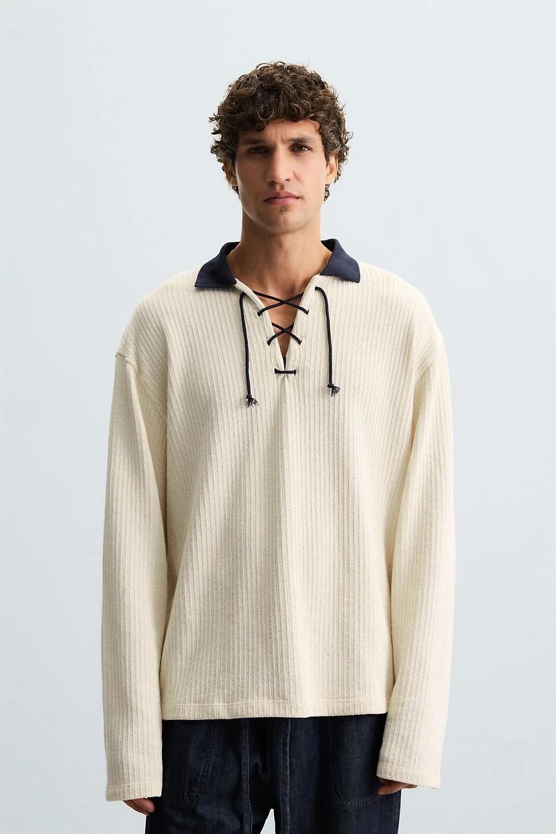 TEXTURED DRAWSTRING SWEATSHIRT