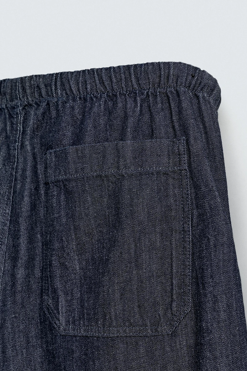 RELAXED FIT JOGGER JEANS