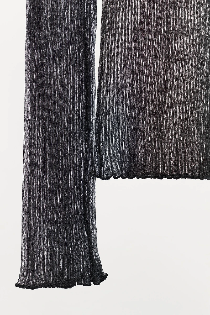 FINE KNIT HIGH NECK TOP