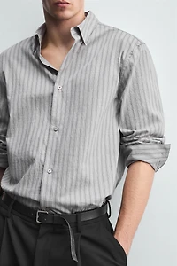 TEXTURED STRIPED SHIRT