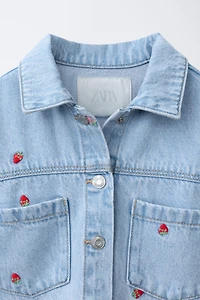 VESTE EN JEAN BRODERIE FRAISES